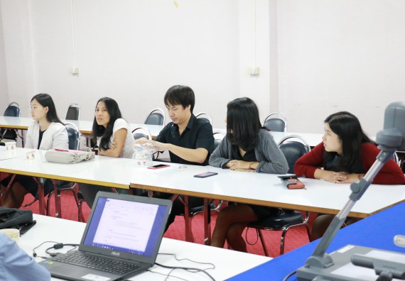 ภาพกิจกรรม คณะวิทยาศาสตร์และเทคโนโลยี จัดการประชุม เรื่อง การจัดโครงการอบรมพัฒนาทักษะทางวิทยาศาสตร์และเทคโนโลยี