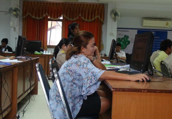 ภาพกิจกรรม คณะวิทยาศาสตร์และเทคโนโลยี จัดการอบรมเชิงปฏิบัติการด้านคอมพิวเตอร์และเทคโนโลยีสู่ชุมชนประจำปี 2561