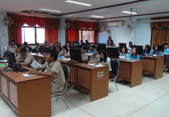 ภาพกิจกรรม คณะวิทยาศาสตร์และเทคโนโลยี จัดการอบรมเชิงปฏิบัติการด้านคอมพิวเตอร์และเทคโนโลยีสู่ชุมชนประจำปี 2561