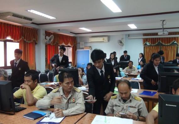 ภาพกิจกรรม คณะวิทยาศาสตร์และเทคโนโลยี จัดการอบรมเชิงปฏิบัติการด้านคอมพิวเตอร์และเทคโนโลยีสู่ชุมชนประจำปี 2561