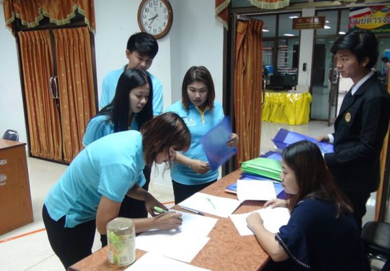 ภาพกิจกรรม คณะวิทยาศาสตร์และเทคโนโลยี จัดการอบรมเชิงปฏิบัติการด้านคอมพิวเตอร์และเทคโนโลยีสู่ชุมชนประจำปี 2561