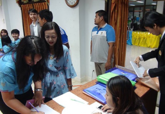 ภาพกิจกรรม คณะวิทยาศาสตร์และเทคโนโลยี จัดการอบรมเชิงปฏิบัติการด้านคอมพิวเตอร์และเทคโนโลยีสู่ชุมชนประจำปี 2561