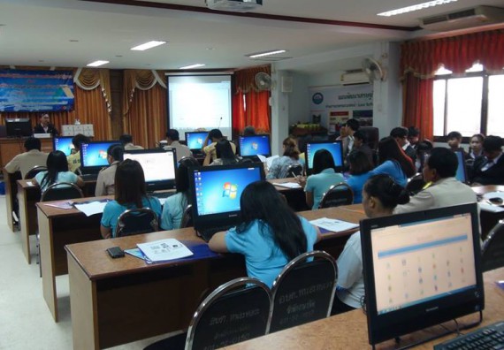 ภาพกิจกรรม คณะวิทยาศาสตร์และเทคโนโลยี จัดการอบรมเชิงปฏิบัติการด้านคอมพิวเตอร์และเทคโนโลยีสู่ชุมชนประจำปี 2561