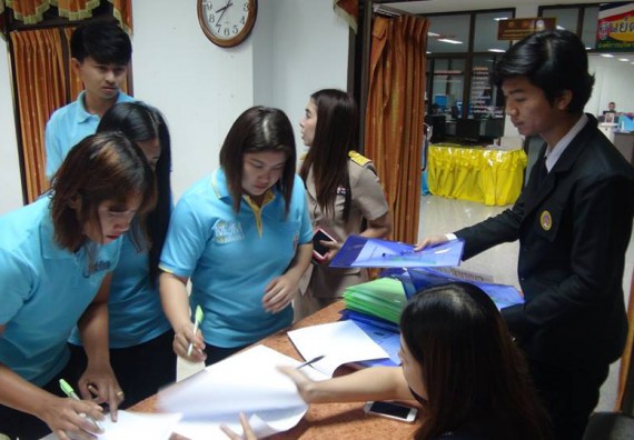 ภาพกิจกรรม คณะวิทยาศาสตร์และเทคโนโลยี จัดการอบรมเชิงปฏิบัติการด้านคอมพิวเตอร์และเทคโนโลยีสู่ชุมชนประจำปี 2561