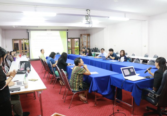 ภาพกิจกรรม คณะวิทยาศาสตร์และเทคโนโลยี จัดกิจกรรมการแลกเปลี่ยนเรียนรู้การแสวงหาทุนสนับสนุนงานวิจัยเพื่อพัฒนาชุมชนจากแหล่งทุนภายนอกและการตีพิมพ์หรือเผยแพร่วารสารทางวิชาการที่มีคุณภาพสูงขึ้น