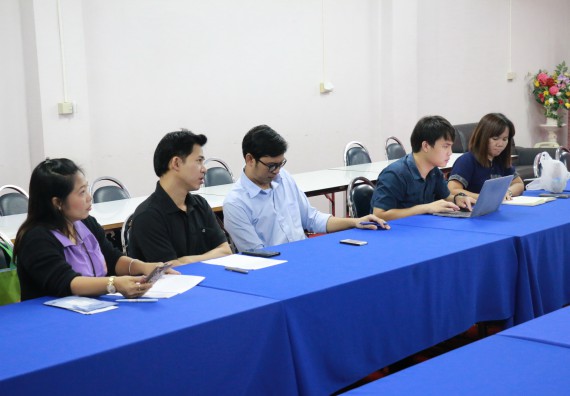 ภาพกิจกรรม คณะวิทยาศาสตร์และเทคโนโลยี จัดกิจกรรมการแลกเปลี่ยนเรียนรู้การแสวงหาทุนสนับสนุนงานวิจัยเพื่อพัฒนาชุมชนจากแหล่งทุนภายนอกและการตีพิมพ์หรือเผยแพร่วารสารทางวิชาการที่มีคุณภาพสูงขึ้น