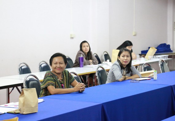 ภาพกิจกรรม คณะวิทยาศาสตร์และเทคโนโลยี จัดกิจกรรมการแลกเปลี่ยนเรียนรู้การแสวงหาทุนสนับสนุนงานวิจัยเพื่อพัฒนาชุมชนจากแหล่งทุนภายนอกและการตีพิมพ์หรือเผยแพร่วารสารทางวิชาการที่มีคุณภาพสูงขึ้น