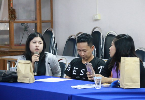 ภาพกิจกรรม คณะวิทยาศาสตร์และเทคโนโลยี จัดกิจกรรมการแลกเปลี่ยนเรียนรู้การแสวงหาทุนสนับสนุนงานวิจัยเพื่อพัฒนาชุมชนจากแหล่งทุนภายนอกและการตีพิมพ์หรือเผยแพร่วารสารทางวิชาการที่มีคุณภาพสูงขึ้น