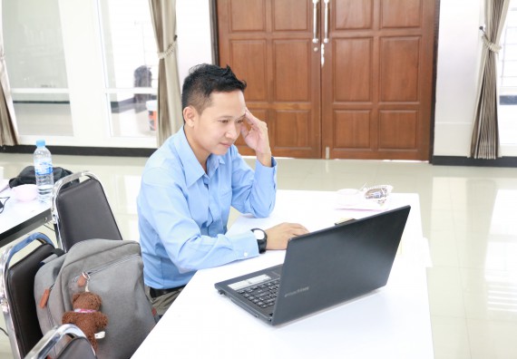 ภาพกิจกรรม คณะวิทยาศาสตร์และเทคโนโลยี เข้าร่วมโครงการฝึกอบรมและพัฒนายกระดับความปลอดภัยของห้องปฏิบัติการที่เกี่ยวข้องกับสารเคมี (ESPReL)