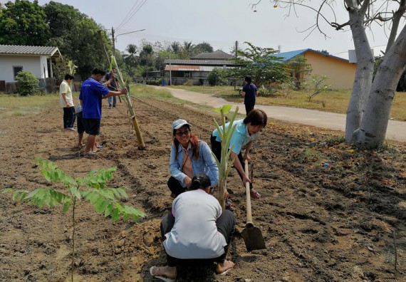 ภาพกิจกรรม โปรแกรมวิชาเกษตรศาสตร์ จัดการอบรม เรื่อง การขยายพันธุ์พืชและการปลูกพืชในหลุมพอเพียง