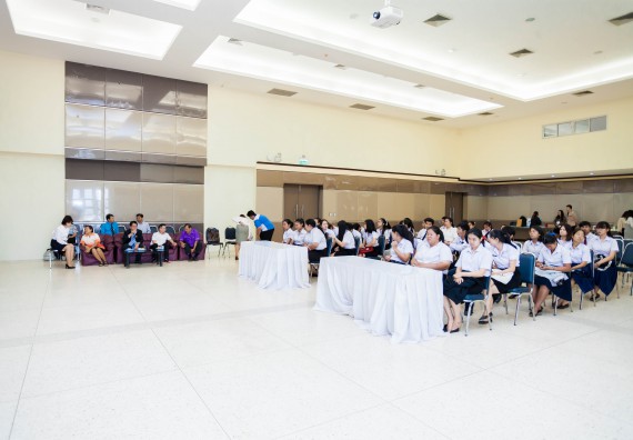 ภาพกิจกรรม คณะวิทยาศาสตร์และเทคโนโลยี จัดกิจกรรมพิธีมอบทุนเพื่อการศึกษา “ปตท.สผ. จากทรัพย์ในดินสู่สินทางปัญญา รักษาสิ่งแวดล้อม” ประจำปีการศึกษา 2560