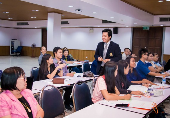 ภาพกิจกรรม คณะวิทยาศาสตร์และเทคโนโลยี จัดการอบรมเชิงปฏิบัติการ เรื่อง การส่งเสริมการเรียนรู้วิทยาศาสตร์ในรูปแบบ STEM