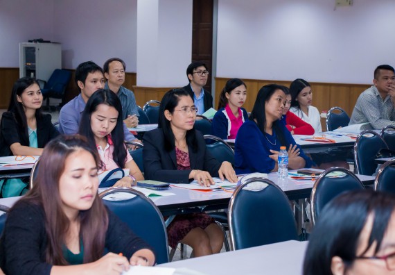 ภาพกิจกรรม คณะวิทยาศาสตร์และเทคโนโลยี จัดการอบรมเชิงปฏิบัติการ เรื่อง การส่งเสริมการเรียนรู้วิทยาศาสตร์ในรูปแบบ STEM