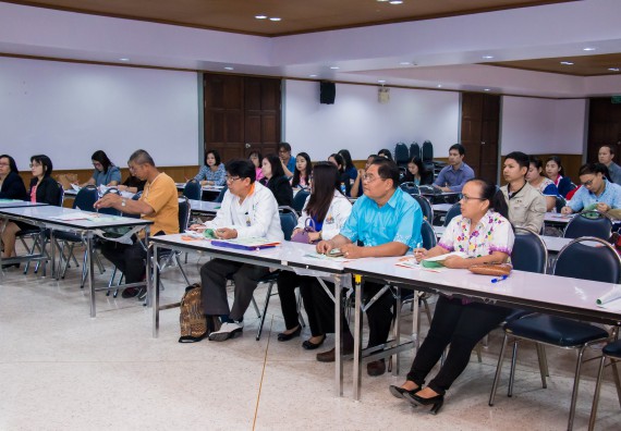 ภาพกิจกรรม คณะวิทยาศาสตร์และเทคโนโลยี จัดการอบรมเชิงปฏิบัติการ เรื่อง การส่งเสริมการเรียนรู้วิทยาศาสตร์ในรูปแบบ STEM