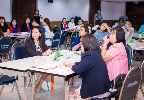 ภาพกิจกรรม คณะวิทยาศาสตร์และเทคโนโลยี จัดการอบรมเชิงปฏิบัติการ เรื่อง การส่งเสริมการเรียนรู้วิทยาศาสตร์ในรูปแบบ STEM