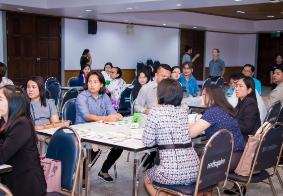 ภาพกิจกรรม คณะวิทยาศาสตร์และเทคโนโลยี จัดการอบรมเชิงปฏิบัติการ เรื่อง การส่งเสริมการเรียนรู้วิทยาศาสตร์ในรูปแบบ STEM