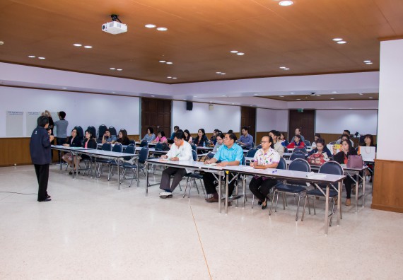 ภาพกิจกรรม คณะวิทยาศาสตร์และเทคโนโลยี จัดการอบรมเชิงปฏิบัติการ เรื่อง การส่งเสริมการเรียนรู้วิทยาศาสตร์ในรูปแบบ STEM