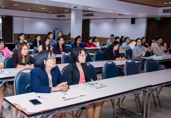 ภาพกิจกรรม คณะวิทยาศาสตร์และเทคโนโลยี จัดการอบรมเชิงปฏิบัติการ เรื่อง การส่งเสริมการเรียนรู้วิทยาศาสตร์ในรูปแบบ STEM
