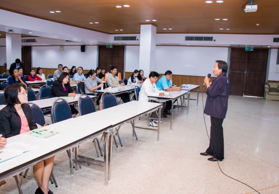 ภาพกิจกรรม คณะวิทยาศาสตร์และเทคโนโลยี จัดการอบรมเชิงปฏิบัติการ เรื่อง การส่งเสริมการเรียนรู้วิทยาศาสตร์ในรูปแบบ STEM