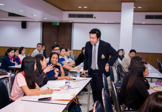 ภาพกิจกรรม คณะวิทยาศาสตร์และเทคโนโลยี จัดการอบรมเชิงปฏิบัติการ เรื่อง การส่งเสริมการเรียนรู้วิทยาศาสตร์ในรูปแบบ STEM