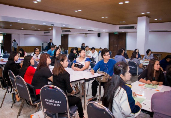 ภาพกิจกรรม คณะวิทยาศาสตร์และเทคโนโลยี จัดการอบรมเชิงปฏิบัติการ เรื่อง การส่งเสริมการเรียนรู้วิทยาศาสตร์ในรูปแบบ STEM