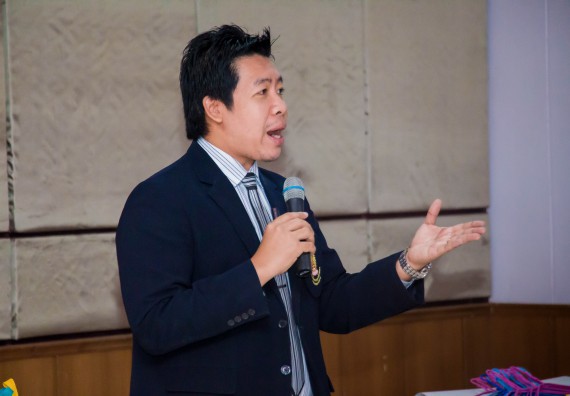 ภาพกิจกรรม คณะวิทยาศาสตร์และเทคโนโลยี จัดการอบรมเชิงปฏิบัติการ เรื่อง การส่งเสริมการเรียนรู้วิทยาศาสตร์ในรูปแบบ STEM