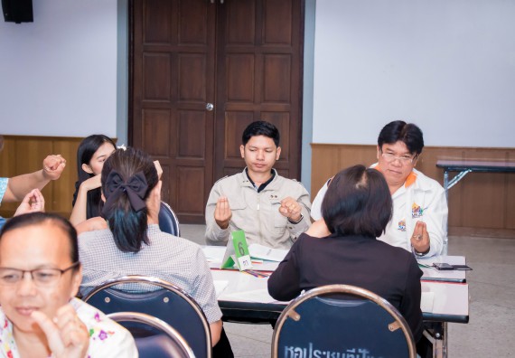 ภาพกิจกรรม คณะวิทยาศาสตร์และเทคโนโลยี จัดการอบรมเชิงปฏิบัติการ เรื่อง การส่งเสริมการเรียนรู้วิทยาศาสตร์ในรูปแบบ STEM