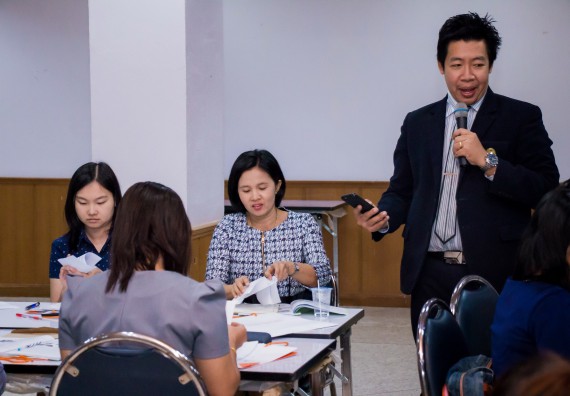 ภาพกิจกรรม คณะวิทยาศาสตร์และเทคโนโลยี จัดการอบรมเชิงปฏิบัติการ เรื่อง การส่งเสริมการเรียนรู้วิทยาศาสตร์ในรูปแบบ STEM