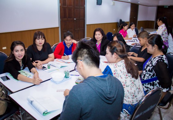 ภาพกิจกรรม คณะวิทยาศาสตร์และเทคโนโลยี จัดการอบรมเชิงปฏิบัติการ เรื่อง การส่งเสริมการเรียนรู้วิทยาศาสตร์ในรูปแบบ STEM