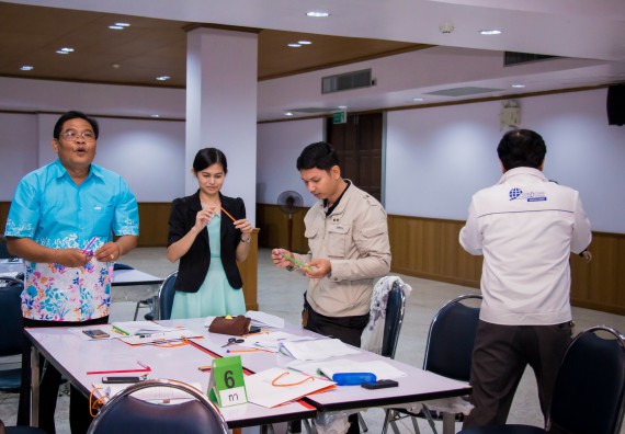 ภาพกิจกรรม คณะวิทยาศาสตร์และเทคโนโลยี จัดการอบรมเชิงปฏิบัติการ เรื่อง การส่งเสริมการเรียนรู้วิทยาศาสตร์ในรูปแบบ STEM