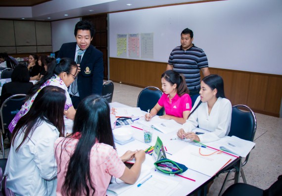ภาพกิจกรรม คณะวิทยาศาสตร์และเทคโนโลยี จัดการอบรมเชิงปฏิบัติการ เรื่อง การส่งเสริมการเรียนรู้วิทยาศาสตร์ในรูปแบบ STEM