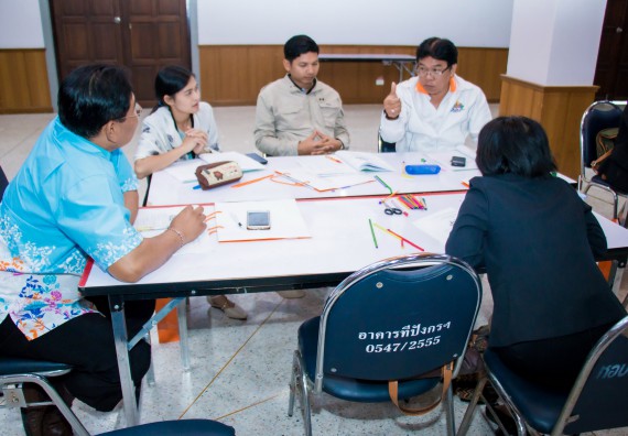 ภาพกิจกรรม คณะวิทยาศาสตร์และเทคโนโลยี จัดการอบรมเชิงปฏิบัติการ เรื่อง การส่งเสริมการเรียนรู้วิทยาศาสตร์ในรูปแบบ STEM