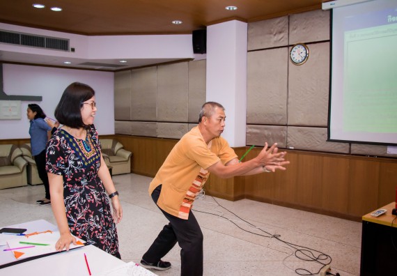 ภาพกิจกรรม คณะวิทยาศาสตร์และเทคโนโลยี จัดการอบรมเชิงปฏิบัติการ เรื่อง การส่งเสริมการเรียนรู้วิทยาศาสตร์ในรูปแบบ STEM