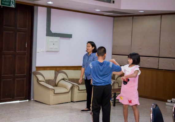 ภาพกิจกรรม คณะวิทยาศาสตร์และเทคโนโลยี จัดการอบรมเชิงปฏิบัติการ เรื่อง การส่งเสริมการเรียนรู้วิทยาศาสตร์ในรูปแบบ STEM