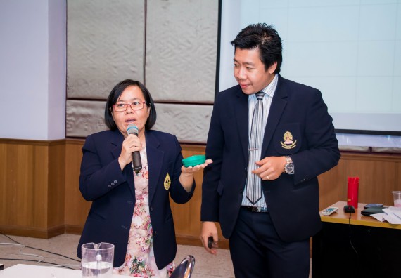 ภาพกิจกรรม คณะวิทยาศาสตร์และเทคโนโลยี จัดการอบรมเชิงปฏิบัติการ เรื่อง การส่งเสริมการเรียนรู้วิทยาศาสตร์ในรูปแบบ STEM