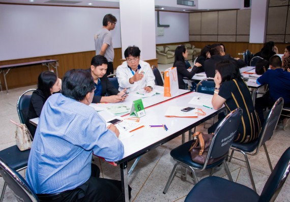 ภาพกิจกรรม คณะวิทยาศาสตร์และเทคโนโลยี จัดการอบรมเชิงปฏิบัติการ เรื่อง การส่งเสริมการเรียนรู้วิทยาศาสตร์ในรูปแบบ STEM