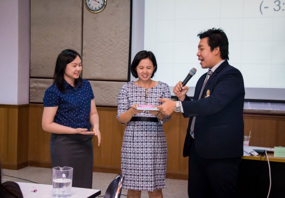 ภาพกิจกรรม คณะวิทยาศาสตร์และเทคโนโลยี จัดการอบรมเชิงปฏิบัติการ เรื่อง การส่งเสริมการเรียนรู้วิทยาศาสตร์ในรูปแบบ STEM