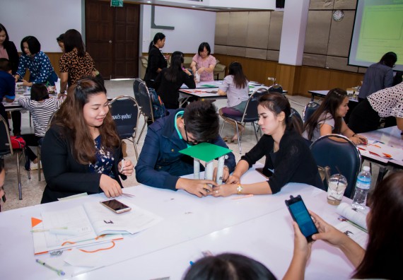 ภาพกิจกรรม คณะวิทยาศาสตร์และเทคโนโลยี จัดการอบรมเชิงปฏิบัติการ เรื่อง การส่งเสริมการเรียนรู้วิทยาศาสตร์ในรูปแบบ STEM