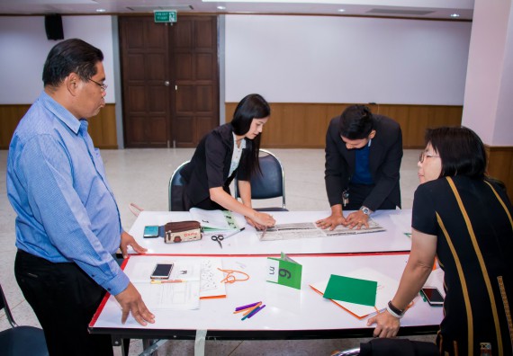 ภาพกิจกรรม คณะวิทยาศาสตร์และเทคโนโลยี จัดการอบรมเชิงปฏิบัติการ เรื่อง การส่งเสริมการเรียนรู้วิทยาศาสตร์ในรูปแบบ STEM