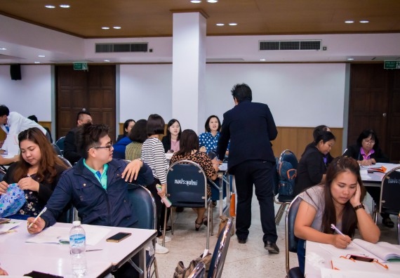 ภาพกิจกรรม คณะวิทยาศาสตร์และเทคโนโลยี จัดการอบรมเชิงปฏิบัติการ เรื่อง การส่งเสริมการเรียนรู้วิทยาศาสตร์ในรูปแบบ STEM