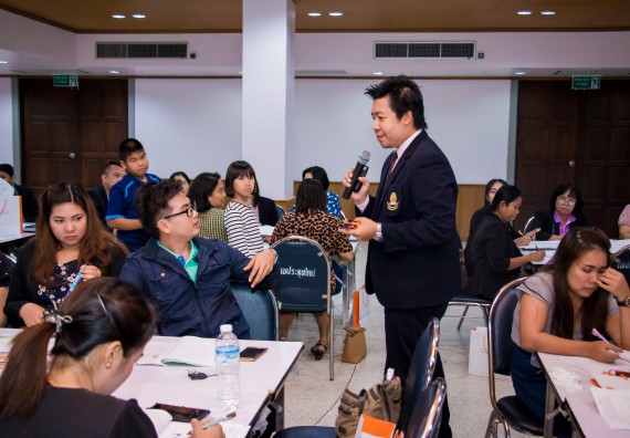 ภาพกิจกรรม คณะวิทยาศาสตร์และเทคโนโลยี จัดการอบรมเชิงปฏิบัติการ เรื่อง การส่งเสริมการเรียนรู้วิทยาศาสตร์ในรูปแบบ STEM