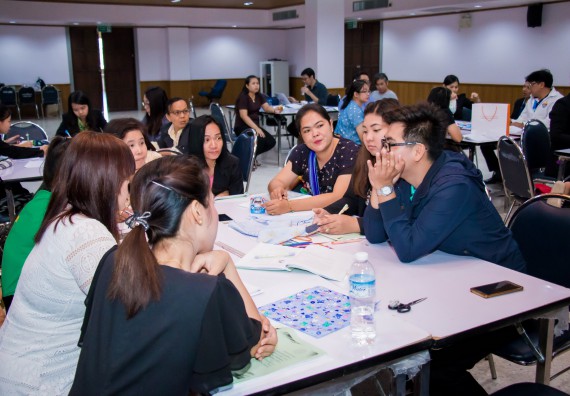 ภาพกิจกรรม คณะวิทยาศาสตร์และเทคโนโลยี จัดการอบรมเชิงปฏิบัติการ เรื่อง การส่งเสริมการเรียนรู้วิทยาศาสตร์ในรูปแบบ STEM