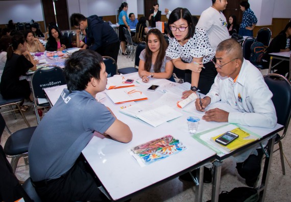 ภาพกิจกรรม คณะวิทยาศาสตร์และเทคโนโลยี จัดการอบรมเชิงปฏิบัติการ เรื่อง การส่งเสริมการเรียนรู้วิทยาศาสตร์ในรูปแบบ STEM