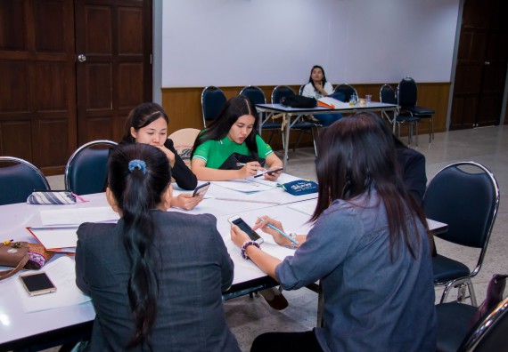 ภาพกิจกรรม คณะวิทยาศาสตร์และเทคโนโลยี จัดการอบรมเชิงปฏิบัติการ เรื่อง การส่งเสริมการเรียนรู้วิทยาศาสตร์ในรูปแบบ STEM