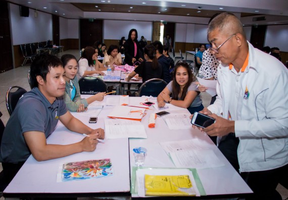 ภาพกิจกรรม คณะวิทยาศาสตร์และเทคโนโลยี จัดการอบรมเชิงปฏิบัติการ เรื่อง การส่งเสริมการเรียนรู้วิทยาศาสตร์ในรูปแบบ STEM