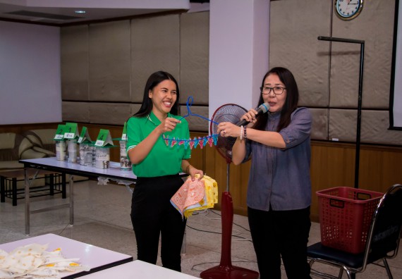 ภาพกิจกรรม คณะวิทยาศาสตร์และเทคโนโลยี จัดการอบรมเชิงปฏิบัติการ เรื่อง การส่งเสริมการเรียนรู้วิทยาศาสตร์ในรูปแบบ STEM