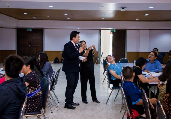 ภาพกิจกรรม คณะวิทยาศาสตร์และเทคโนโลยี จัดการอบรมเชิงปฏิบัติการ เรื่อง การส่งเสริมการเรียนรู้วิทยาศาสตร์ในรูปแบบ STEM