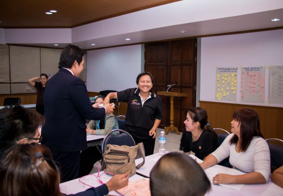 ภาพกิจกรรม คณะวิทยาศาสตร์และเทคโนโลยี จัดการอบรมเชิงปฏิบัติการ เรื่อง การส่งเสริมการเรียนรู้วิทยาศาสตร์ในรูปแบบ STEM