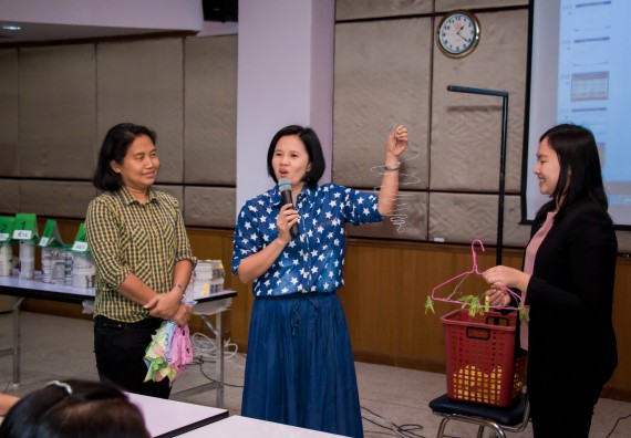 ภาพกิจกรรม คณะวิทยาศาสตร์และเทคโนโลยี จัดการอบรมเชิงปฏิบัติการ เรื่อง การส่งเสริมการเรียนรู้วิทยาศาสตร์ในรูปแบบ STEM