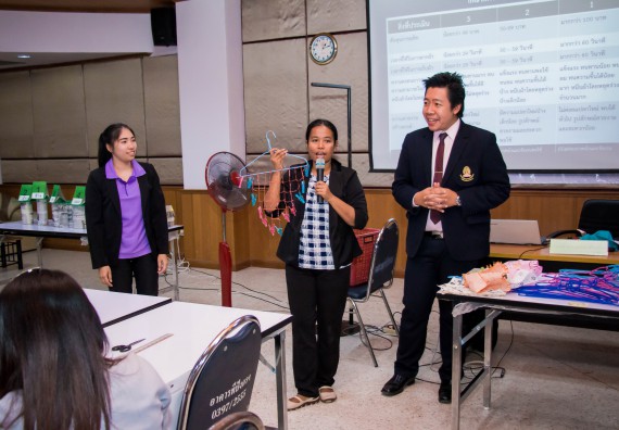 ภาพกิจกรรม คณะวิทยาศาสตร์และเทคโนโลยี จัดการอบรมเชิงปฏิบัติการ เรื่อง การส่งเสริมการเรียนรู้วิทยาศาสตร์ในรูปแบบ STEM